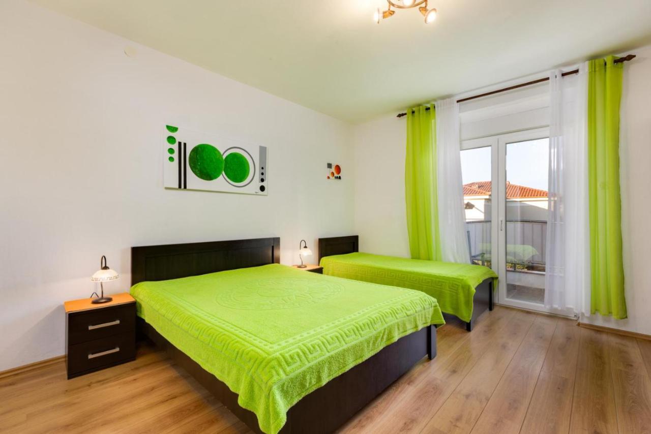 Апартаменты Apartman Volaric Крк Экстерьер фото